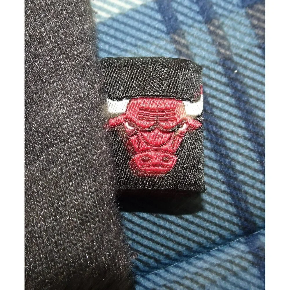 NBA Chicago Bulls Gray Unk Jacket Size Large
